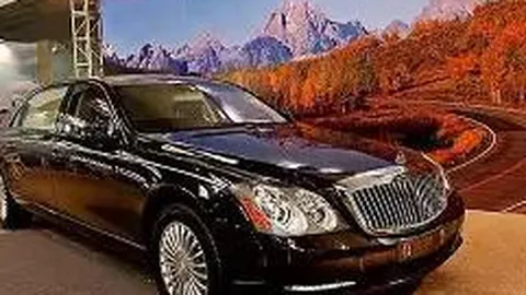 英超爆冷：黑马足总杯意外出局，业余球队逆袭，曼联新宠新星闪耀全场！