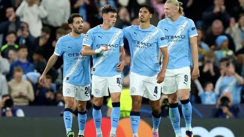 诛仙手游经典大区翻翻乐限时开启，每日充值赠豪礼